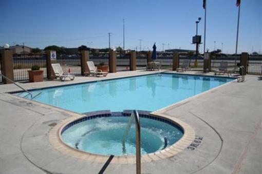 фото отеля Best Western Inn & Suites New Braunfels