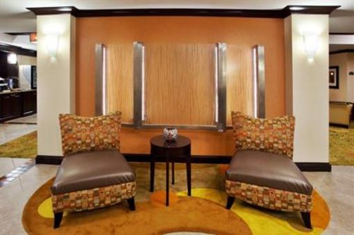 фото отеля Holiday Inn Express and Suites Anderson - I-85