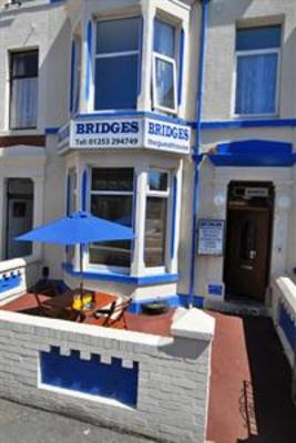 фото отеля Bridges Guesthouse