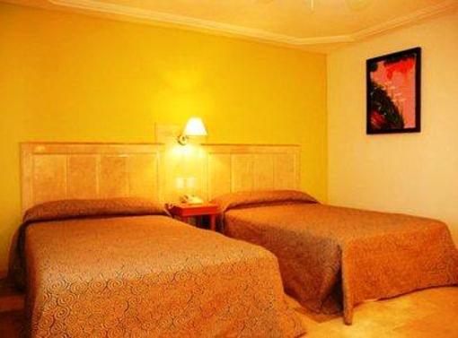 фото отеля Quality Inn Mazatlan