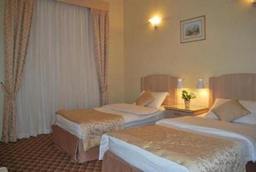 фото отеля Al Deyafa Hotel Apts 1