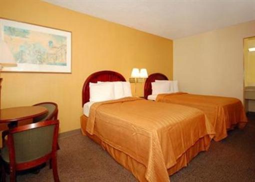 фото отеля Days Inn & Suites College Park