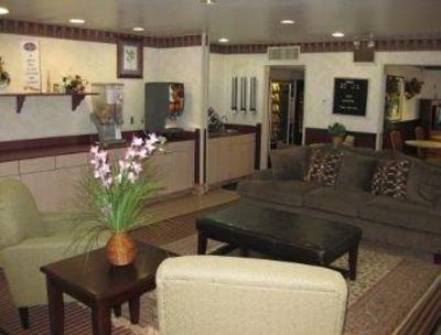 фото отеля Days Inn & Suites College Park