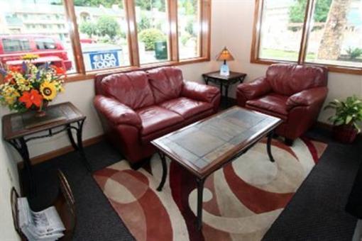 фото отеля Quality Inn & Suites at Dollywood Lane