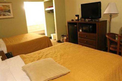 фото отеля Quality Inn & Suites at Dollywood Lane