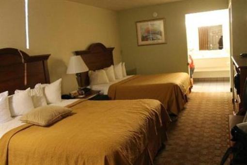 фото отеля Quality Inn & Suites at Dollywood Lane