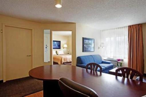 фото отеля Hawthorn Suites by Wyndham Northbrook Wheeling