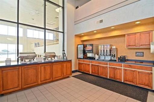 фото отеля BEST WESTERN Harborside Inn & Kenosha Conference Center