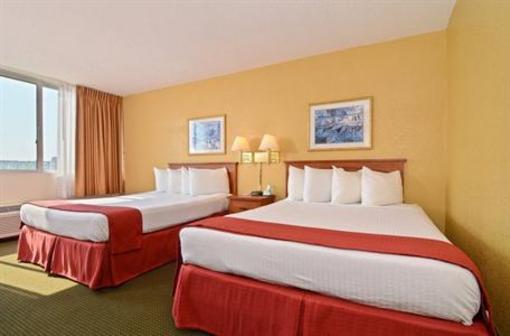 фото отеля BEST WESTERN Harborside Inn & Kenosha Conference Center