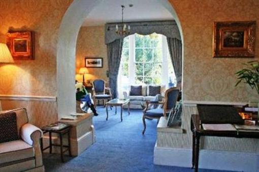 фото отеля Burleigh Court Hotel