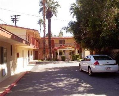 фото отеля Knights Inn Palm Springs