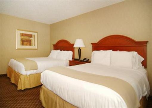фото отеля Holiday Inn Express and Suites Cedar Rapids