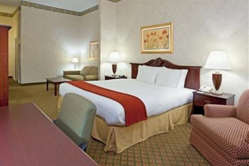 фото отеля Holiday Inn Express Hotel & Suites Youngstown North Lima