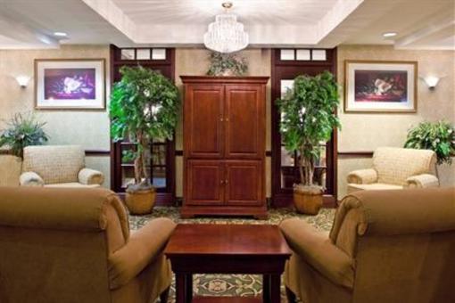 фото отеля Holiday Inn Express Hotel & Suites Youngstown North Lima