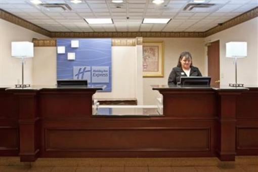 фото отеля Holiday Inn Express Hotel & Suites Youngstown North Lima