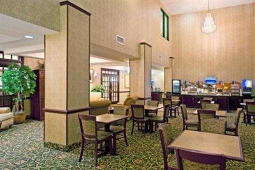 фото отеля Holiday Inn Express Hotel & Suites Youngstown North Lima