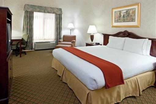 фото отеля Holiday Inn Express Hotel & Suites Youngstown North Lima