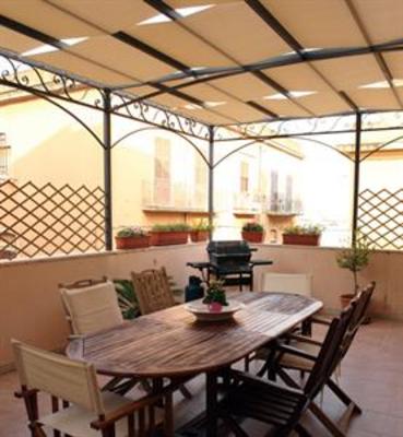 фото отеля La Terrazza Sul Porto Bed & Breakfast Trapani