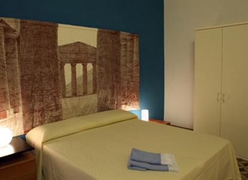 фото отеля La Terrazza Sul Porto Bed & Breakfast Trapani