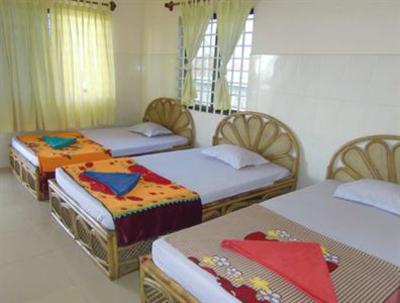 фото отеля Garden Village Guesthouse & Restaurant