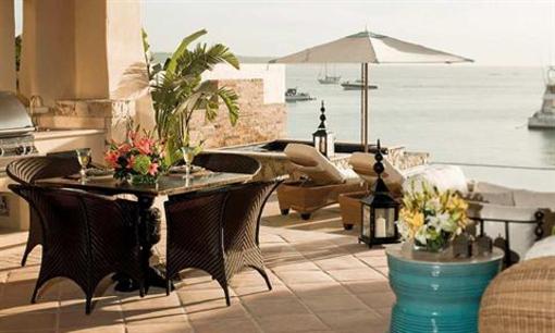 фото отеля Hacienda Beach Club and Residences