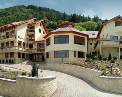 фото отеля Hotel & Restaurant Kolping Brasov