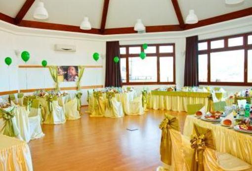 фото отеля Hotel & Restaurant Kolping Brasov