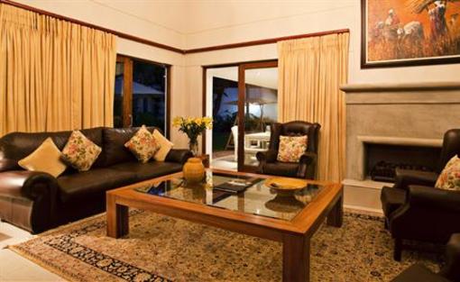 фото отеля Hyde Park Villas