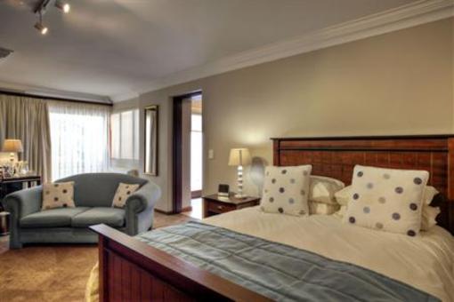 фото отеля Hyde Park Villas
