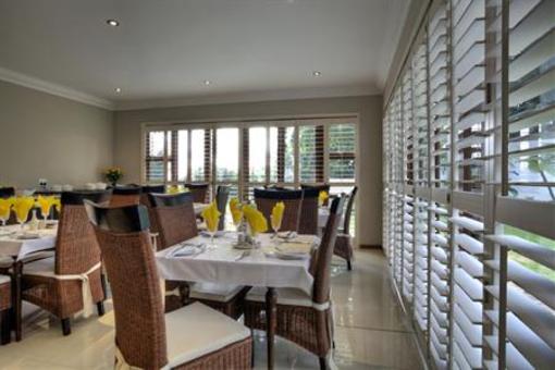 фото отеля Hyde Park Villas