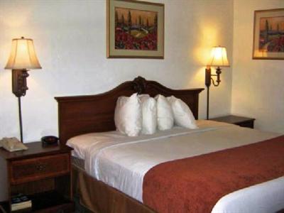 фото отеля Americas Best Value Inn Camelot Inn of Fairview Heights