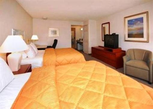 фото отеля Comfort Inn Kirkland