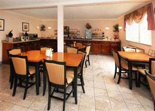фото отеля Comfort Inn Kirkland