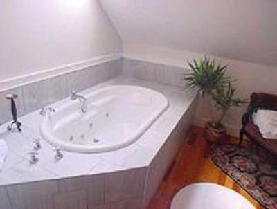 фото отеля Edgewood Manor Bed and Breakfast