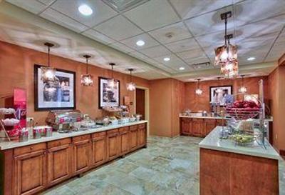 фото отеля Hampton Inn & Suites Scottsdale Riverwalk