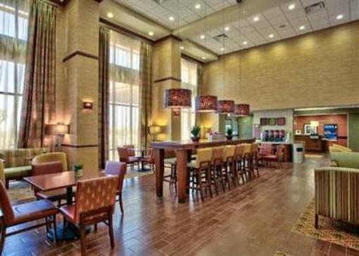 фото отеля Hampton Inn & Suites Scottsdale Riverwalk