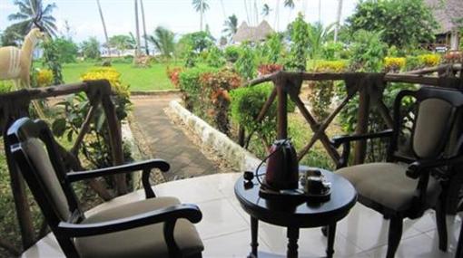 фото отеля Coconut Tree Village Beach Resort