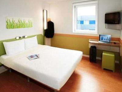 фото отеля Ibis Budget Zurich City West