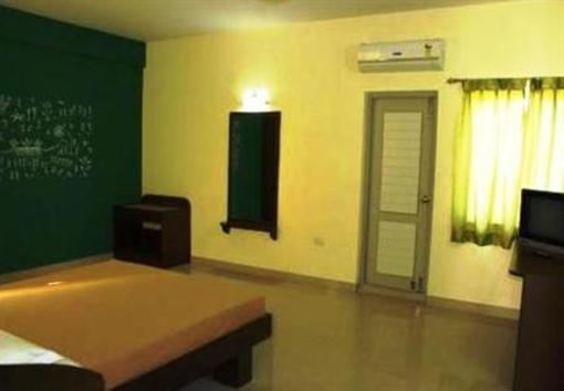 фото отеля The Green Path Apartment Bangalore