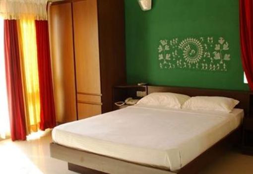 фото отеля The Green Path Apartment Bangalore