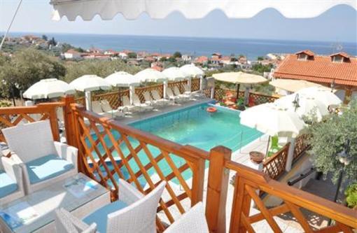 фото отеля Family Hotel Studios Anny