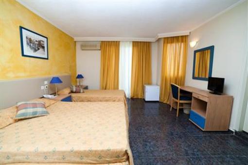 фото отеля Georgioupolis Resort