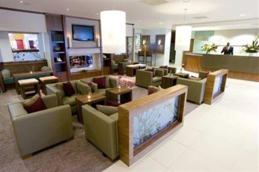 фото отеля Hilton Garden Inn North Luton