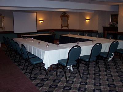 фото отеля BEST WESTERN PLUS Airport Plaza Hotel