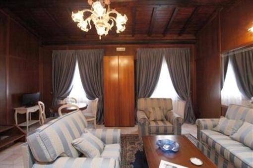 фото отеля Villa La Fornacina