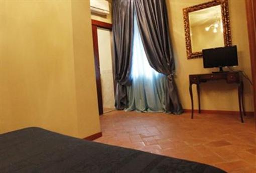 фото отеля Villa La Fornacina