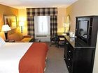 фото отеля Holiday Inn Express Saugus Logan Airport