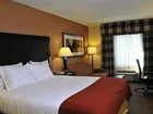 фото отеля Holiday Inn Express Saugus Logan Airport