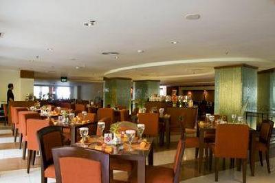 фото отеля Hotel Novotel Batam
