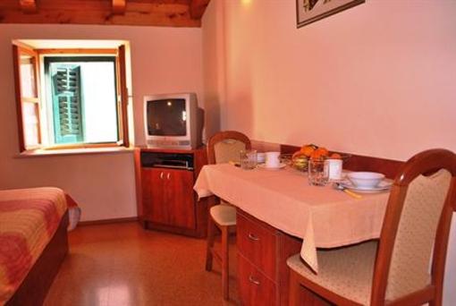 фото отеля Apartments Pavisa